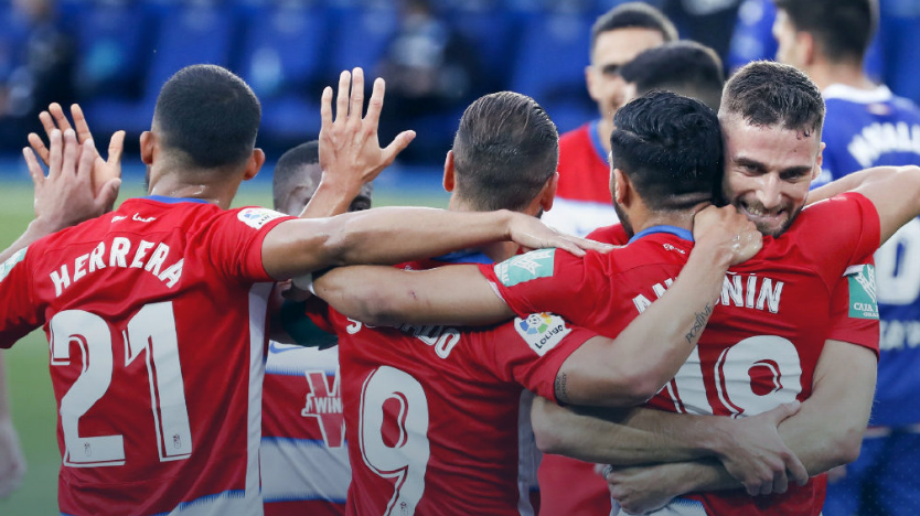 包含格拉纳达主场告捷，与保级区拉开差距！的词条