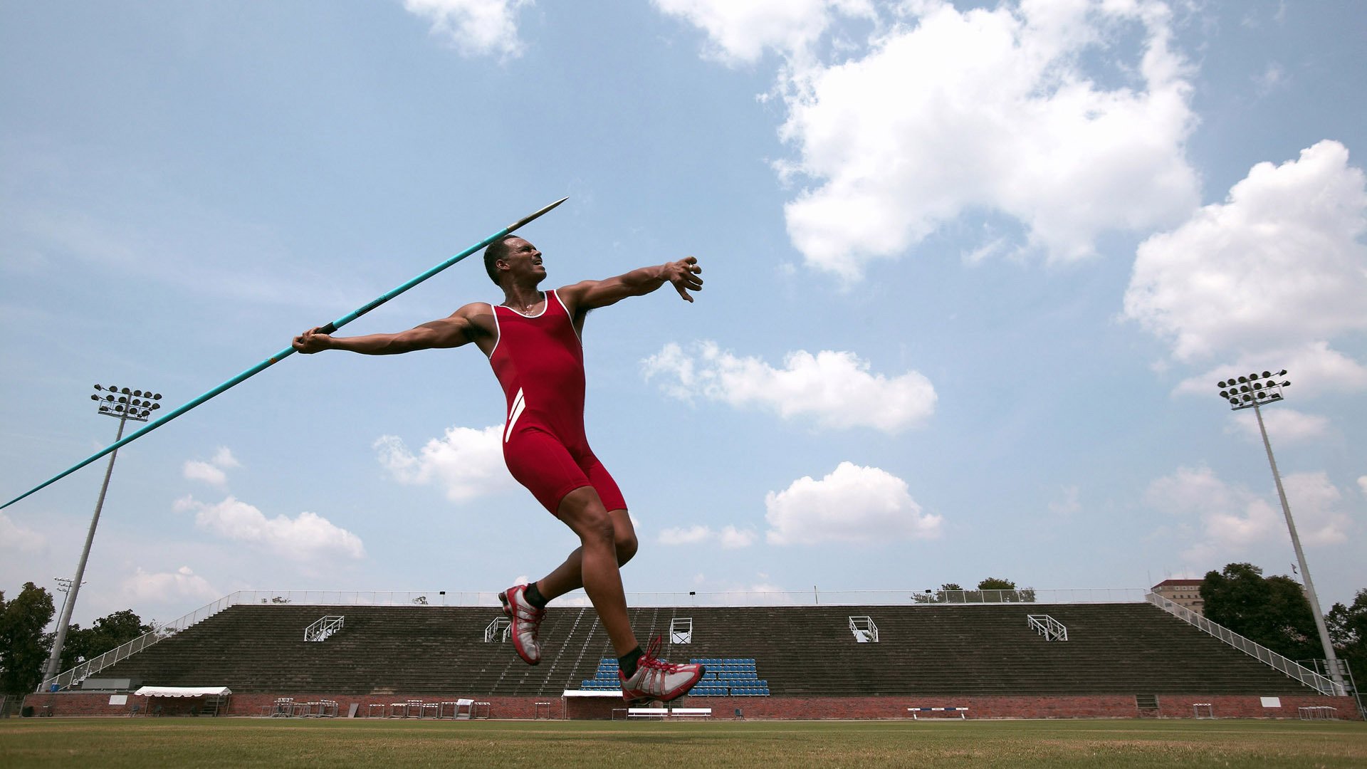 黄喜灿,欧冠半决赛之夜的攻防统治者