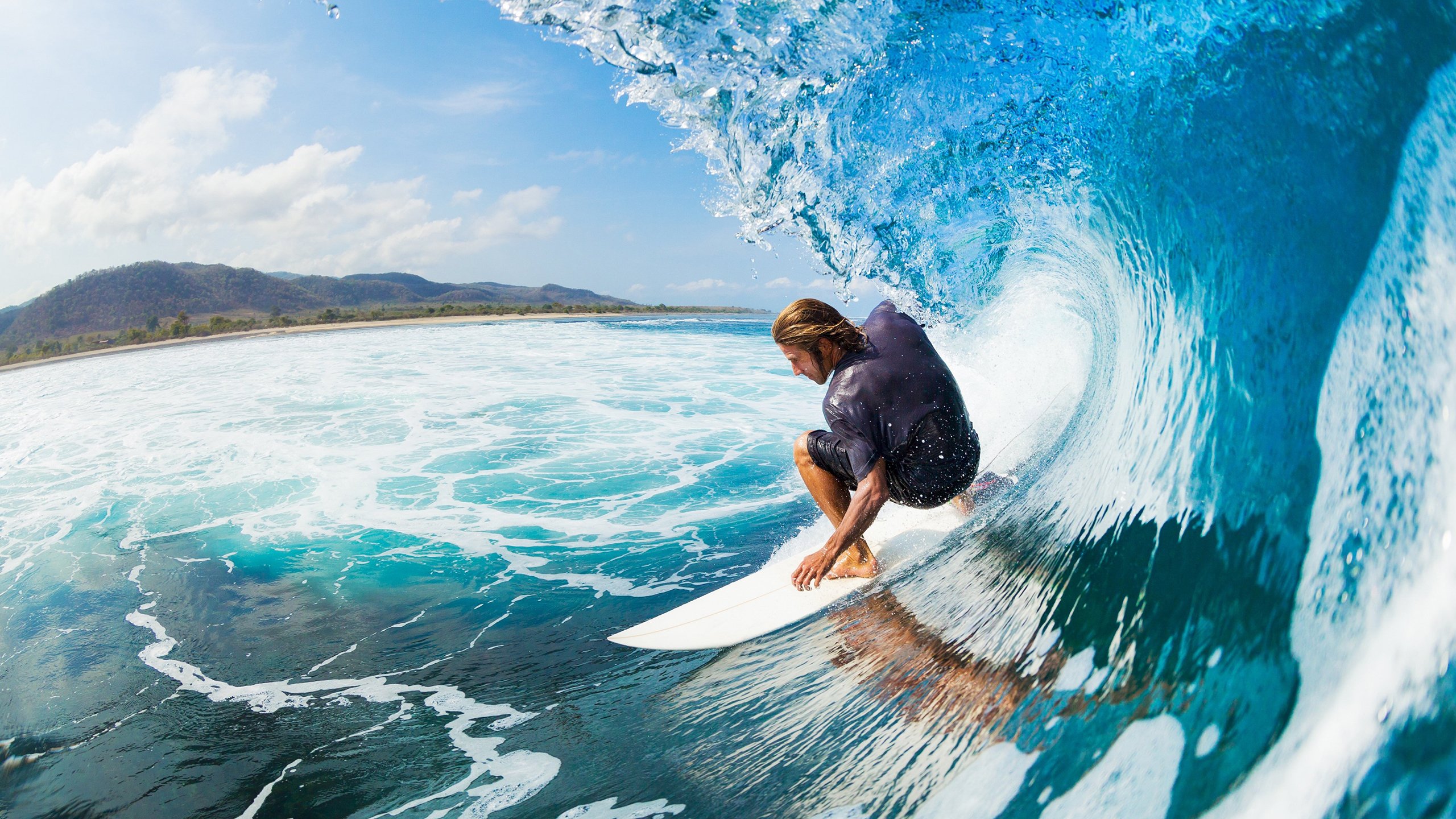 东决关键战之夜，詹姆斯成为全场焦点