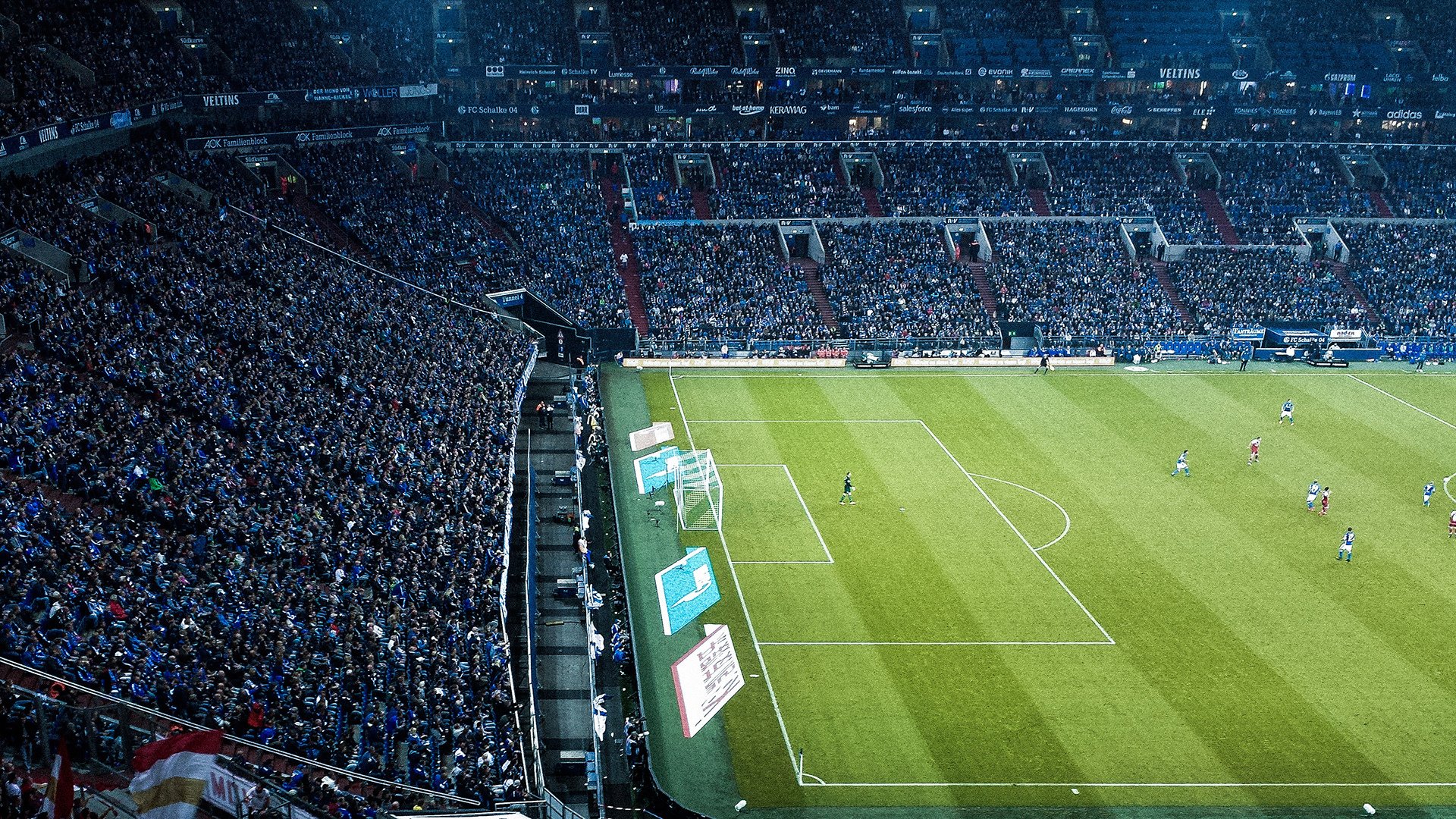 赛道上的心跳，汉密尔顿绝杀点燃赛场，红牛与索伯的终极对决